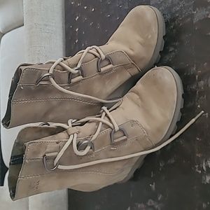 Sorel Joan of Arctic Wedge Boots 6.5